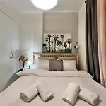 White Rabbit By Halu! Apartament Salonic