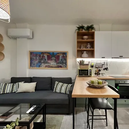 White Rabbit By Halu! Apartment Thessaloniki